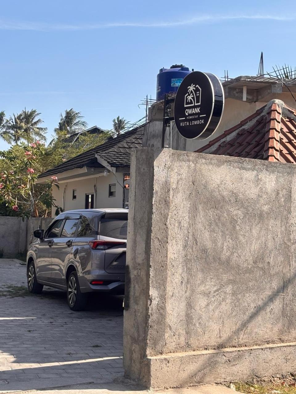 Qwank Kuta Lombok Apartment Bagian luar foto
