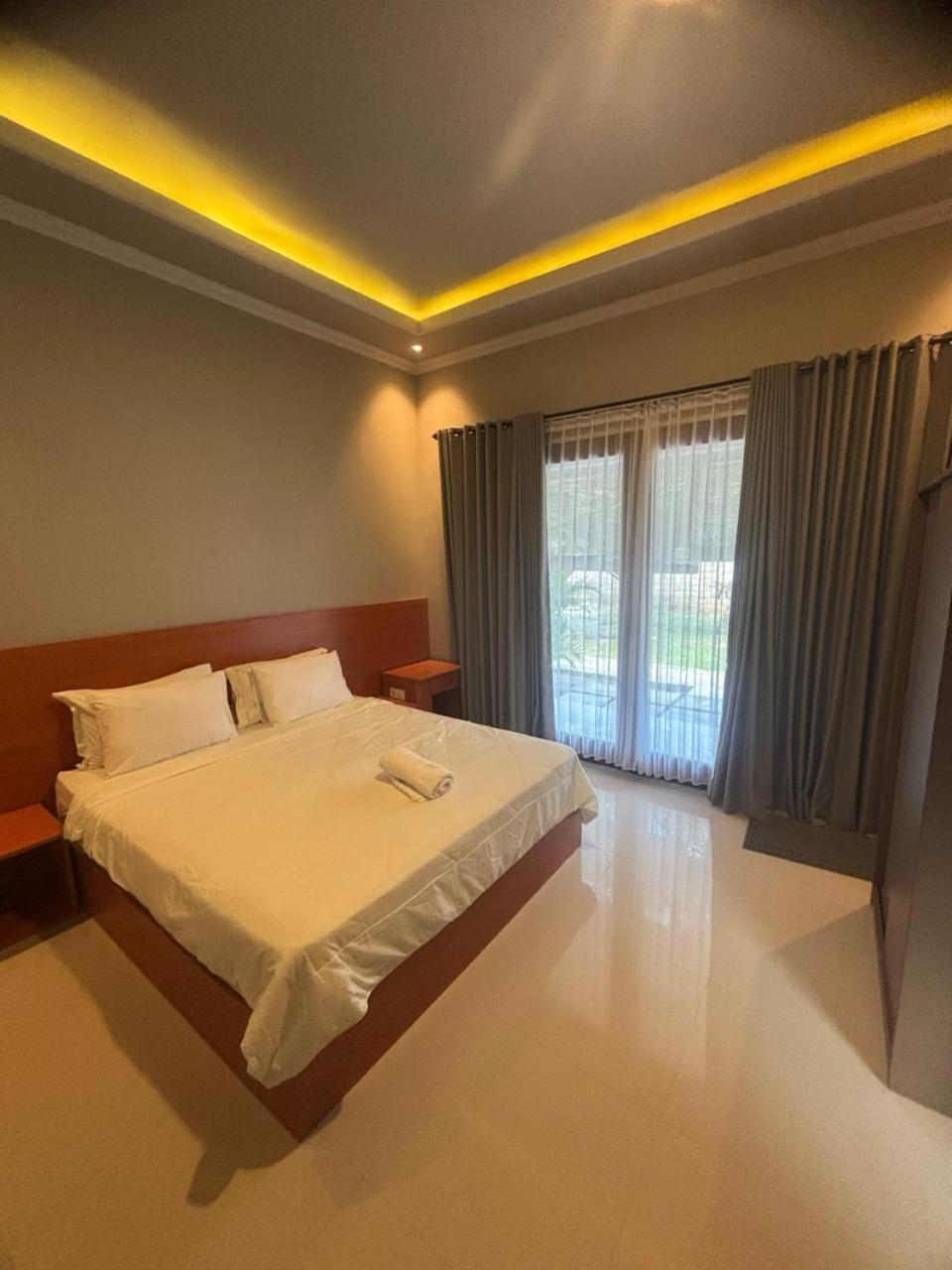 Qwank Kuta Lombok Apartment Bagian luar foto